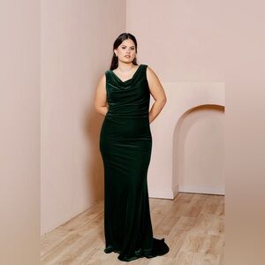 Revelry Faith Velvet Bridesmaid Dress Emerald Green (613)